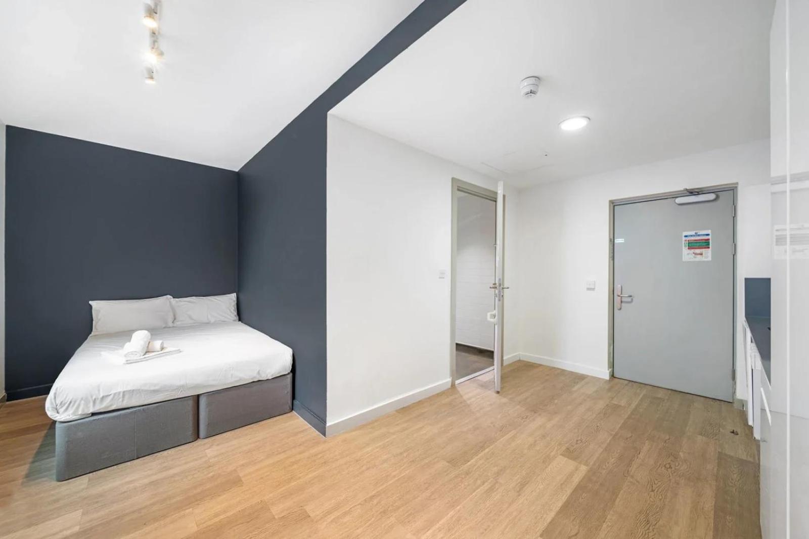 Studios, And Private Bedrooms With Shared Kitchen At Chapter Kings Cross In * London